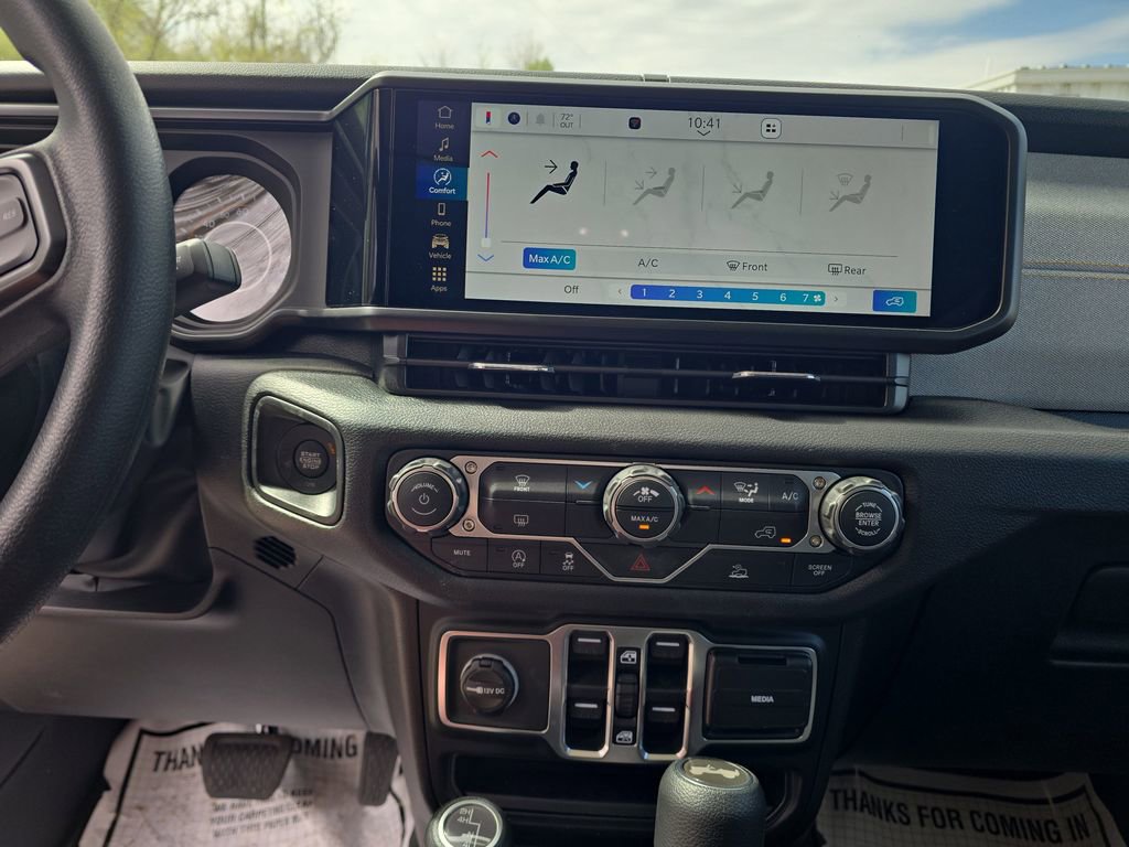 New 2026 Jeep Grand Cherokee Altitude AWD/4WD image 19