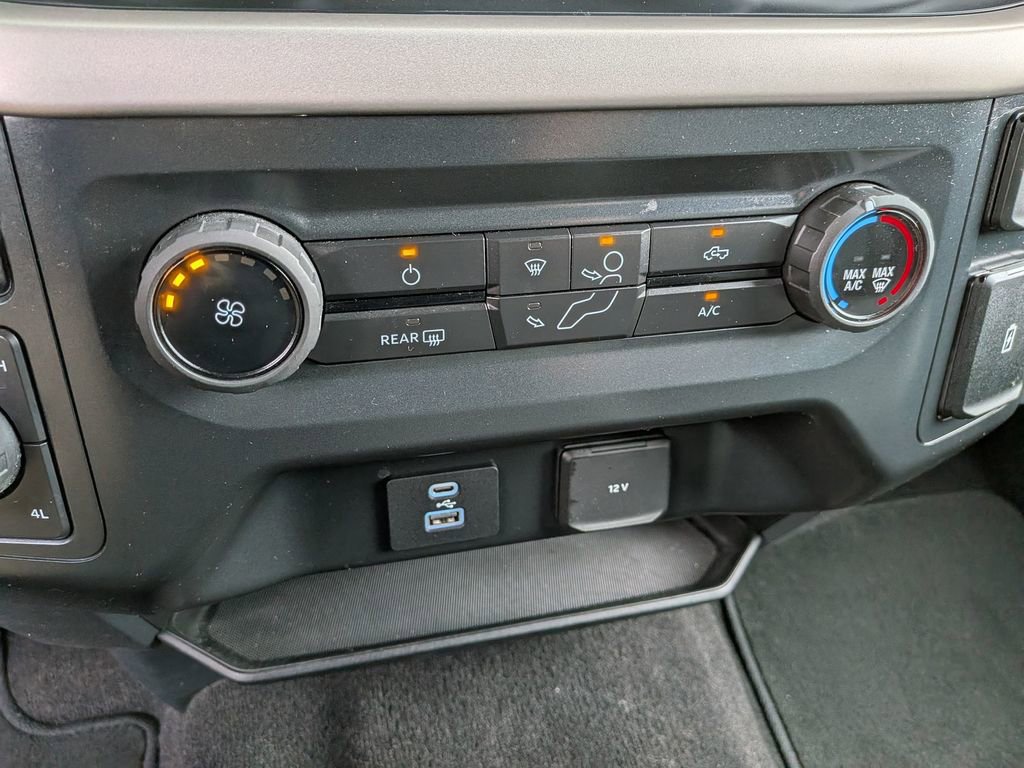 Used 2021 Ford F150 XLT image 23