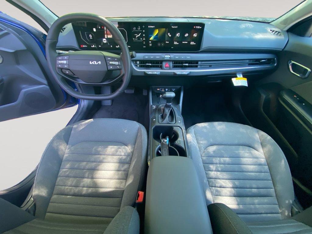 Used 2025 Kia K4 EX FWD image 5