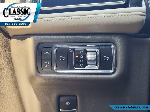 Used 2023 Lincoln Nautilus Reserve FWD image 23