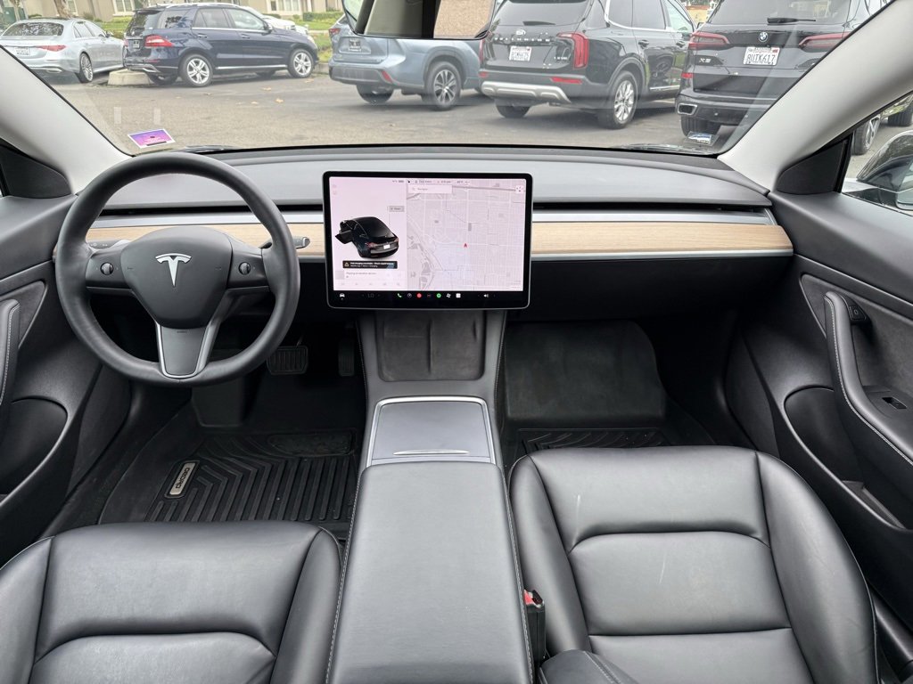 Used 2021 Tesla Model 3 Standard Range Plus image 10