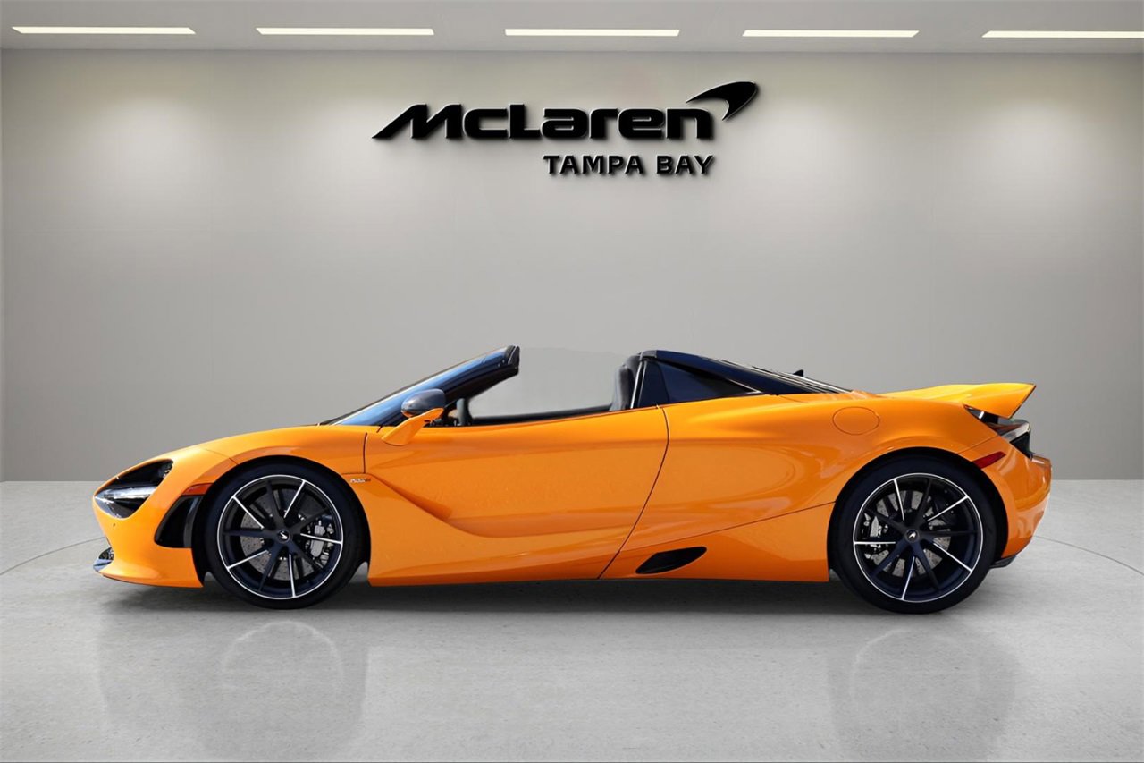 Used 2019 McLaren 720S Spider image 3