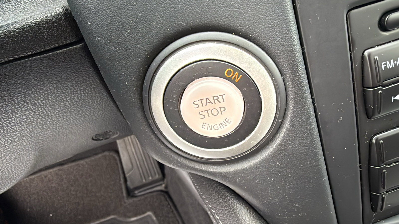 Used 2013 Nissan 370Z Coupe image 12