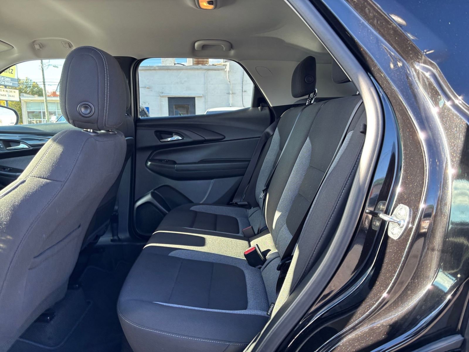 Used 2025 Chevrolet TrailBlazer LT image 23