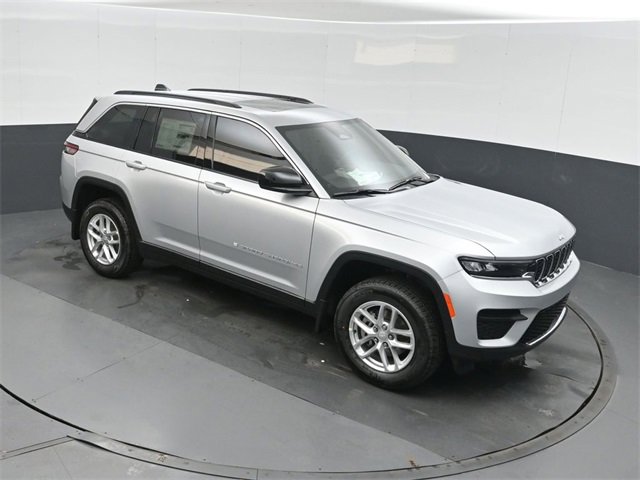 New 2025 Jeep Grand Cherokee Laredo image 27