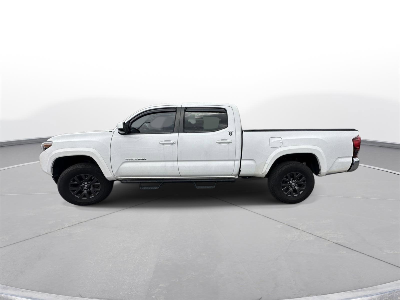 Used 2020 Toyota Tacoma SR5 AWD/4WD image 43