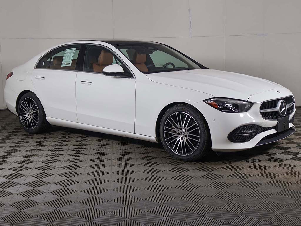 Used 2022 Mercedes-Benz C 300 4MATIC Sedan w/ Exclusive Trim Package image 2