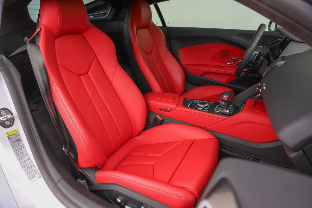 Used 2023 Audi R8 V10 performance RWD image 40