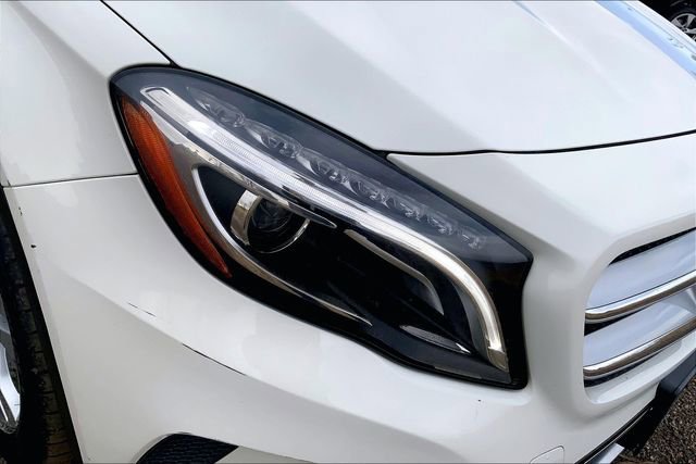 Used 2015 Mercedes-Benz GLA 250 4MATIC image 28