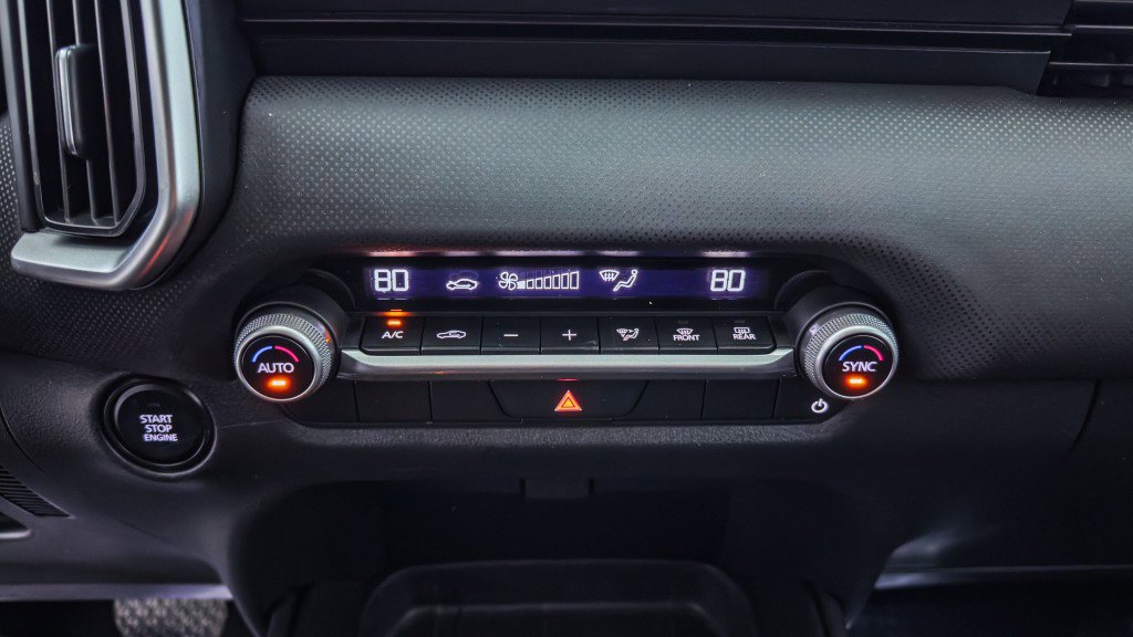 Used 2024 MAZDA CX-50 AWD 2.5 S w/ Weather Package image 32