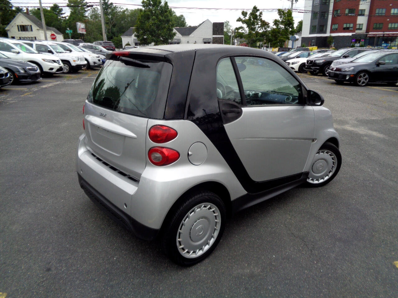 Used 2015 smart fortwo passion image 2
