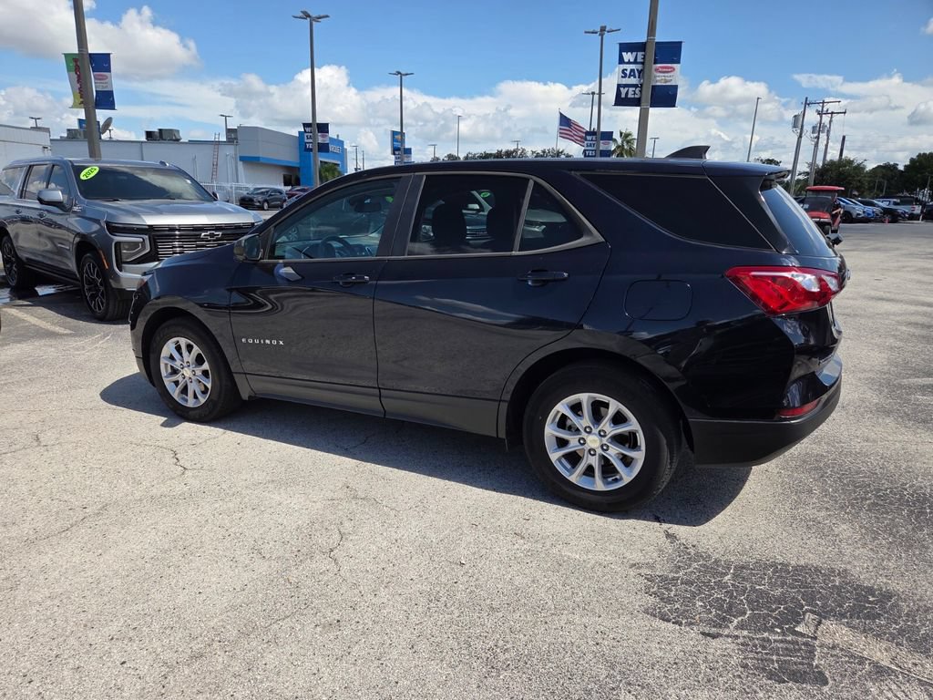 Used 2021 Chevrolet Equinox LS w/ LS Convenience Package FWD image 10