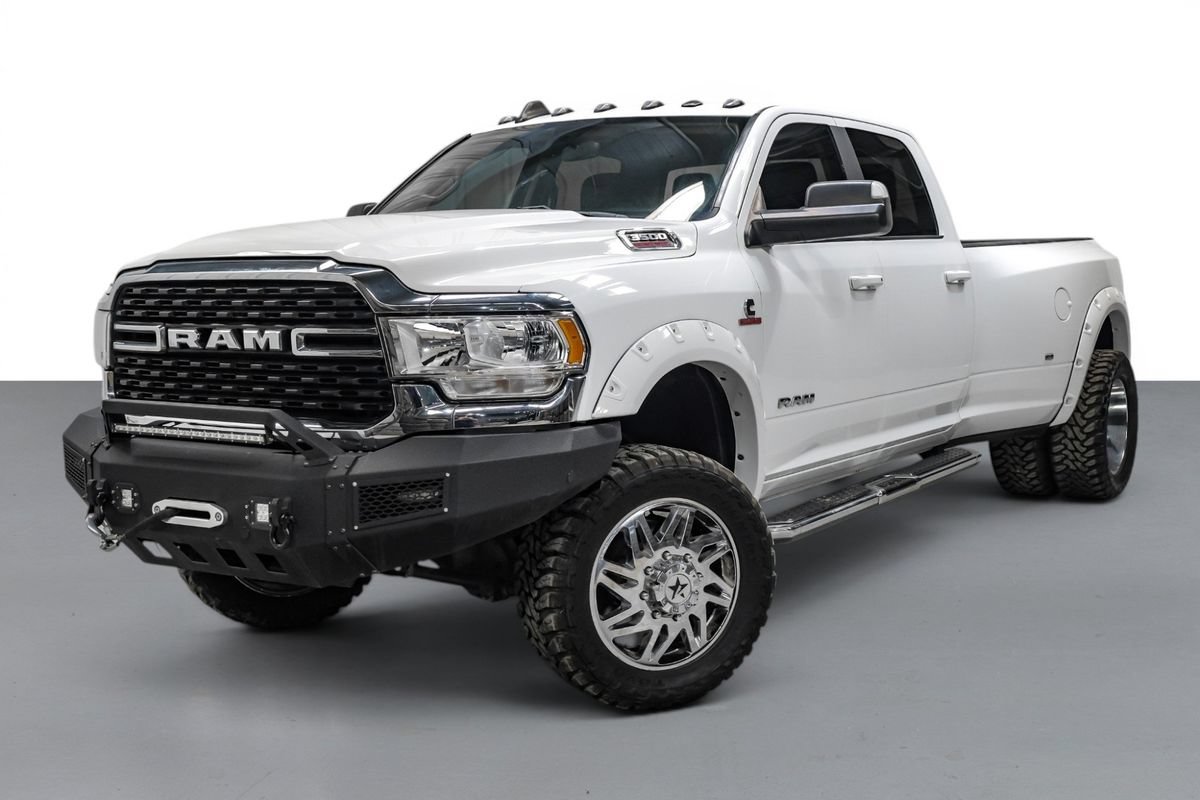 Used 2022 RAM 3500 Big Horn AWD/4WD image 4