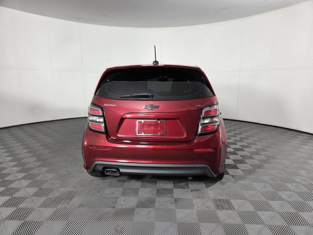 Used 2018 Chevrolet Sonic LT w/ Convenience Package FWD image 7