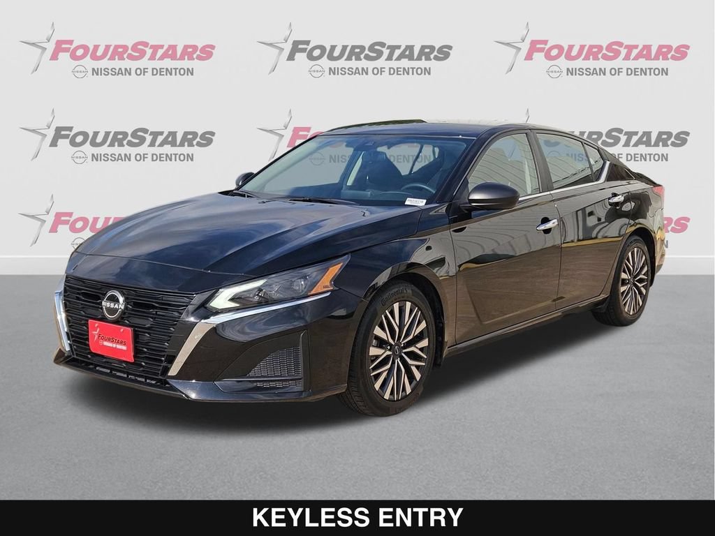 Used 2024 Nissan Altima 2.5 SV FWD image 9
