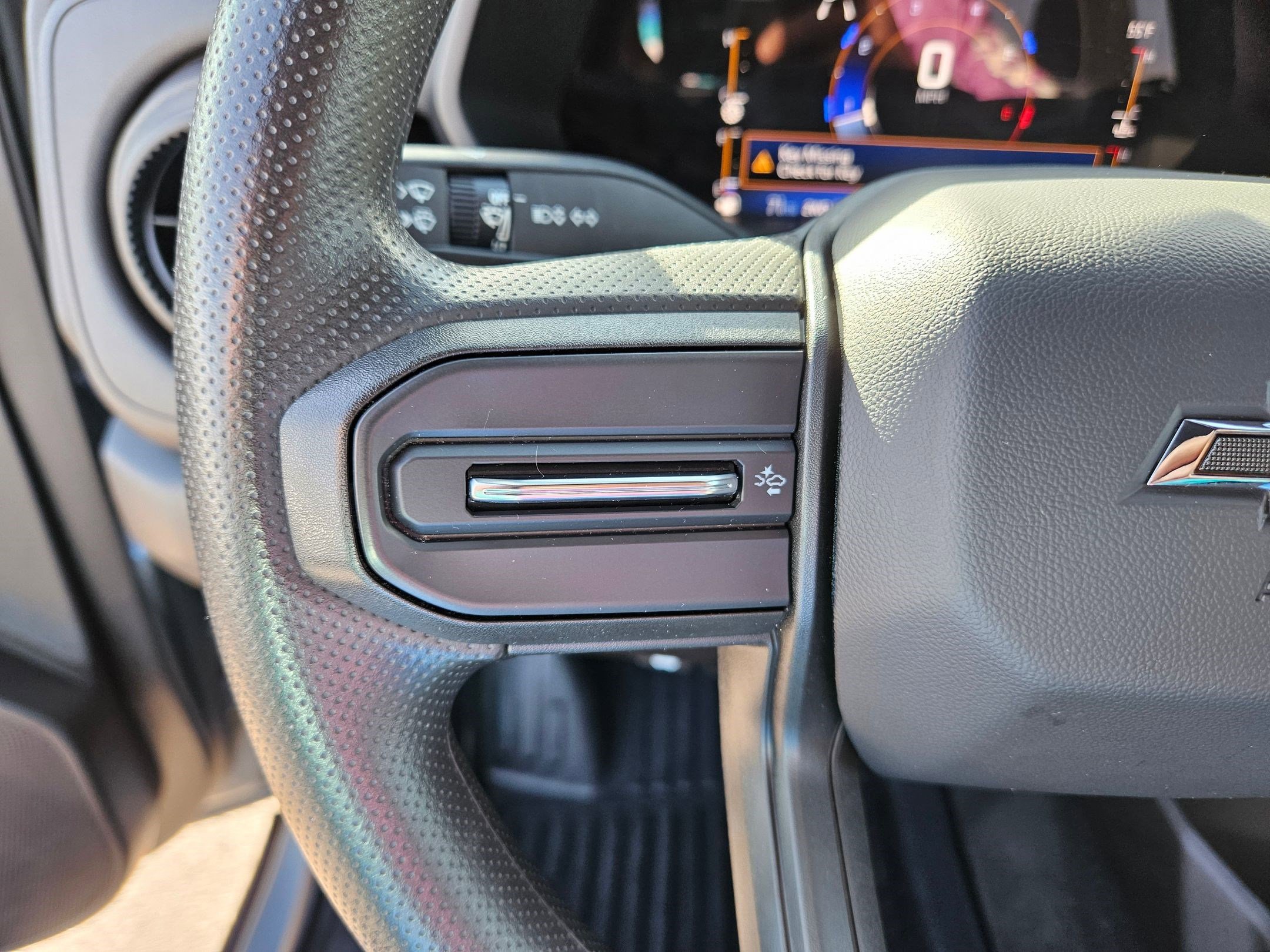 Used 2023 Chevrolet Colorado Trail Boss w/ Advanced Trailering Package image 17