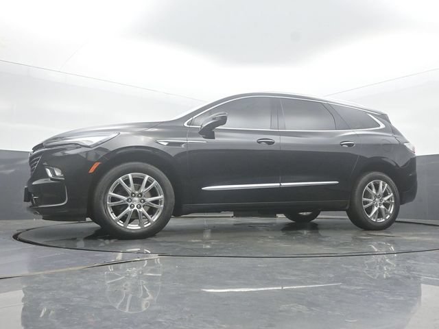 Used 2022 Buick Enclave Essence w/ Experience Buick Package FWD image 46