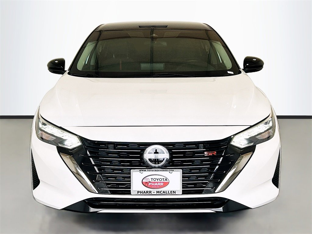 Used 2025 Nissan Sentra SR image 2