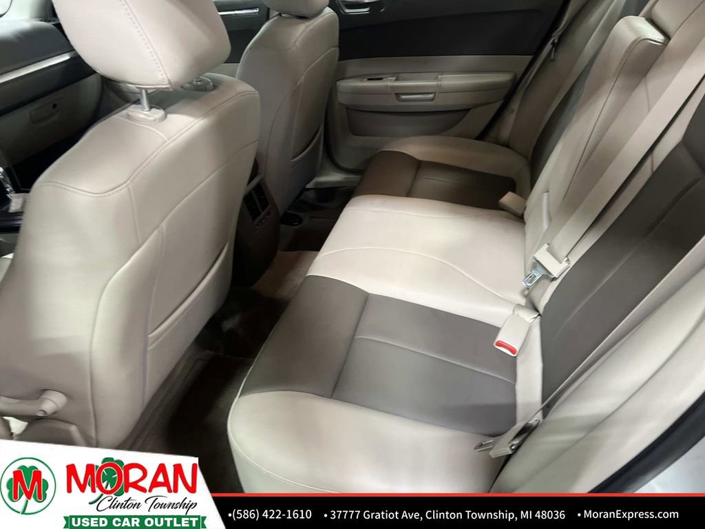 Used 2008 Chrysler 300 Touring image 13