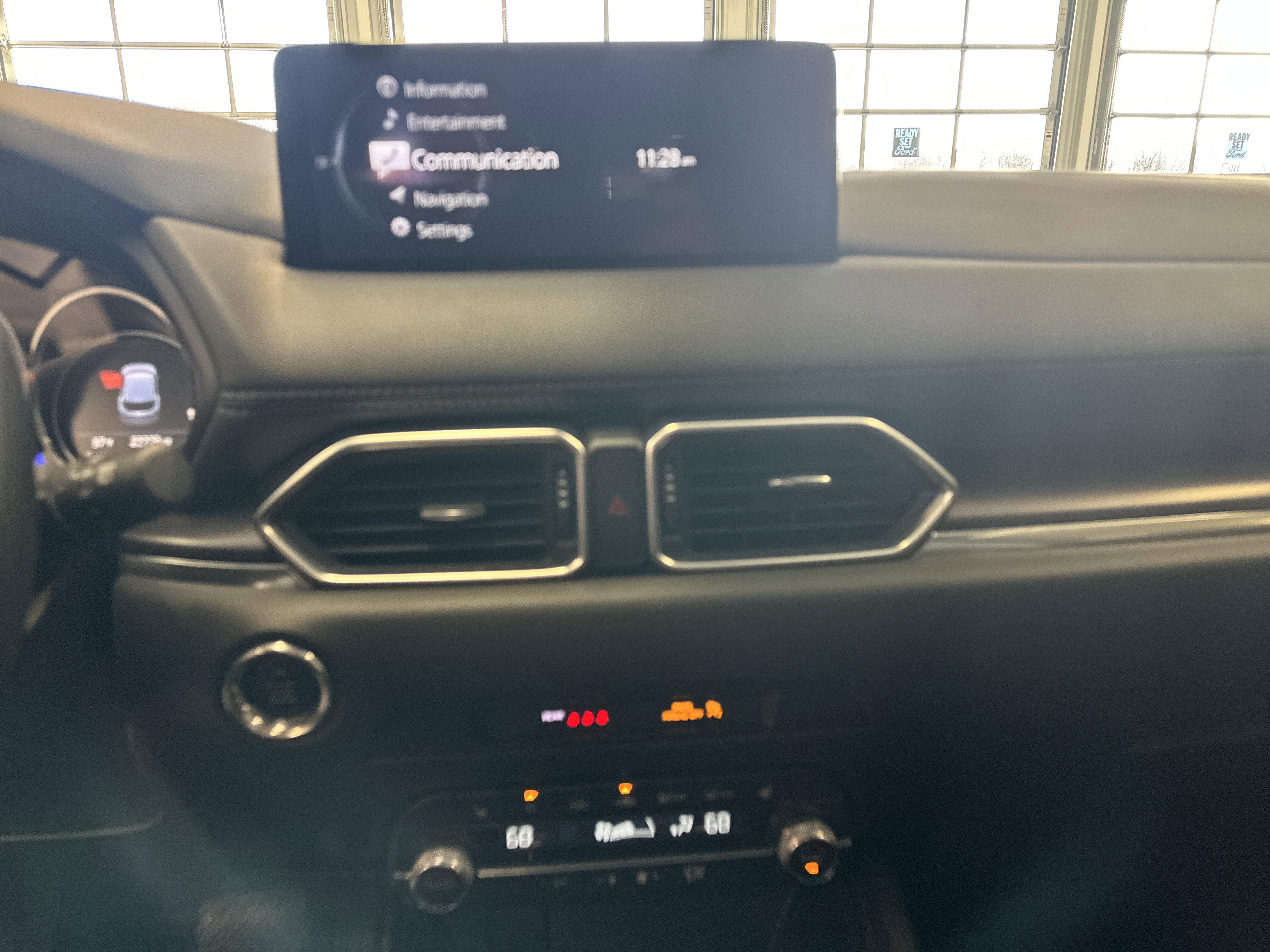 Used 2023 MAZDA CX-5 Carbon Edition image 3