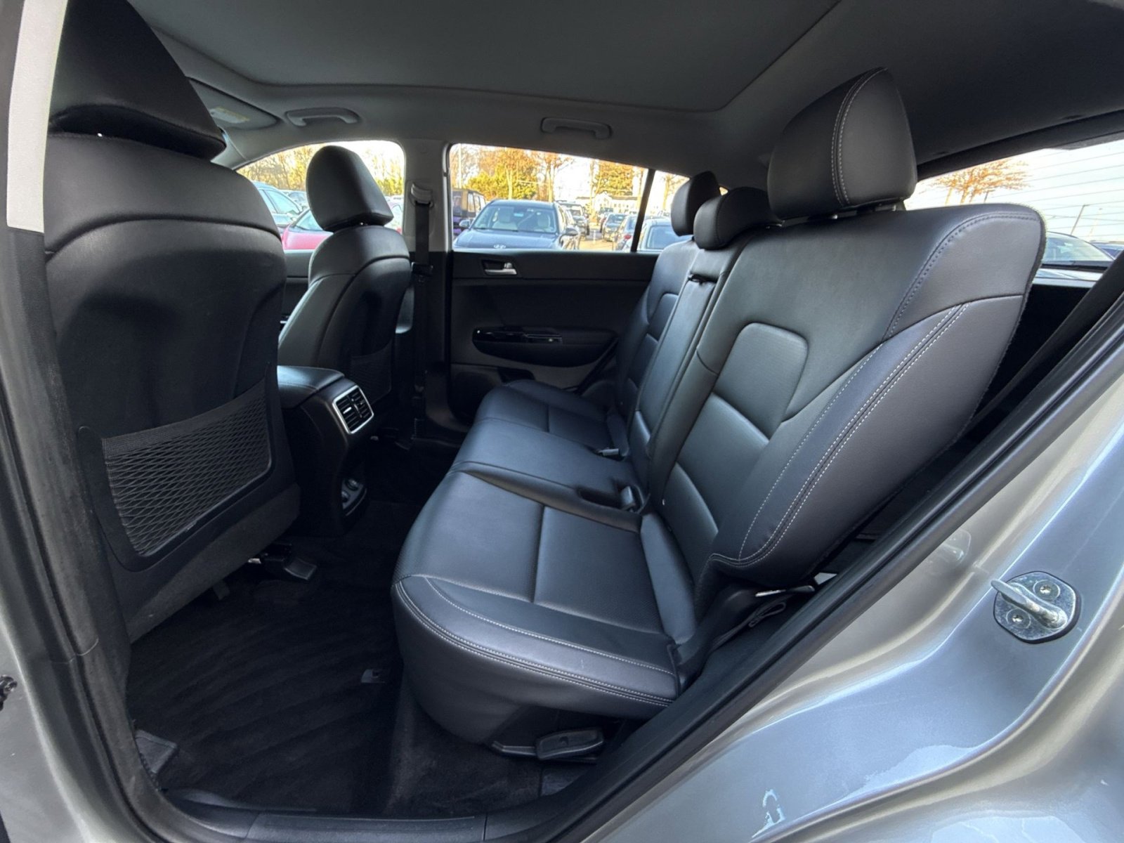 Used 2022 Kia Sportage EX image 24