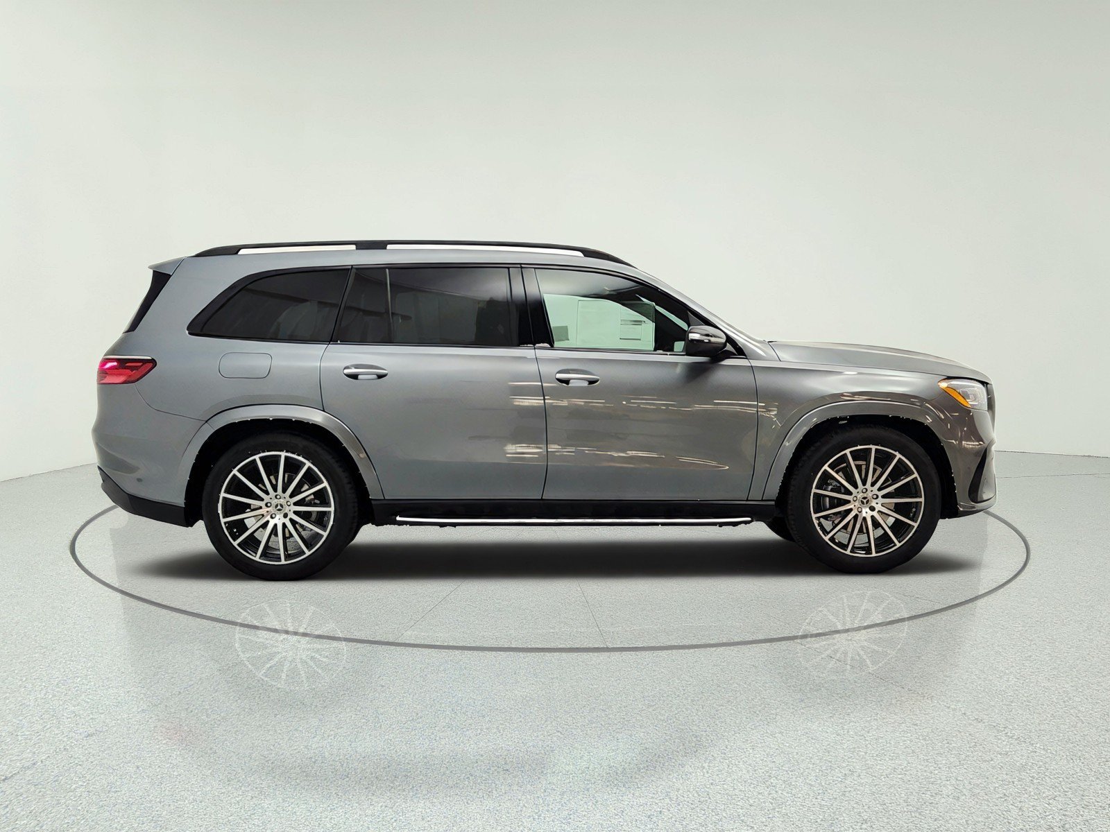 New 2026 Mercedes-Benz GLS 450 4MATIC image 4