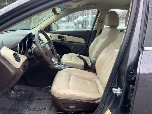 Used 2011 Chevrolet Cruze LT image 16