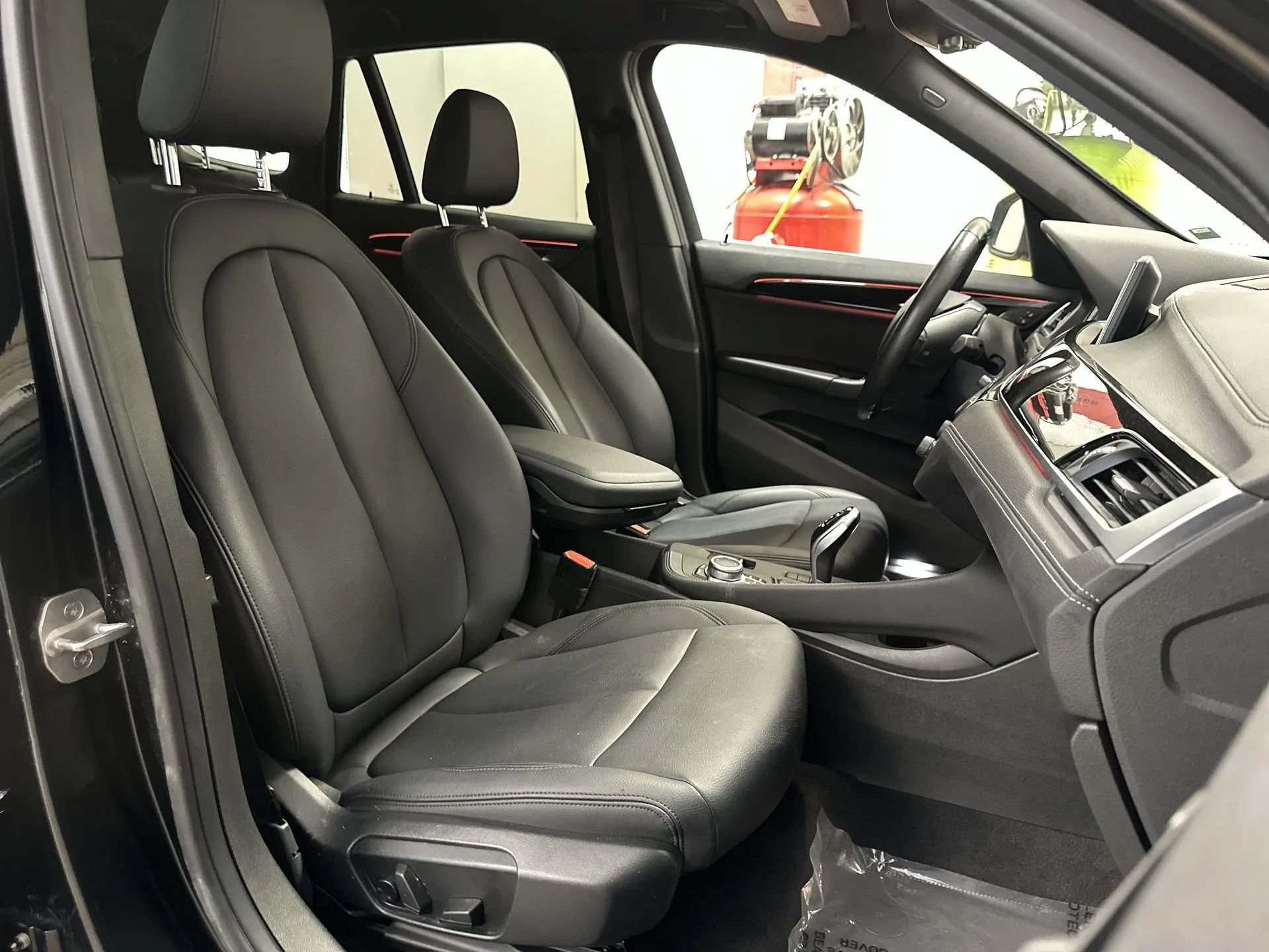 Used 2020 BMW X1 sDrive28i w/ Convenience Package FWD image 28