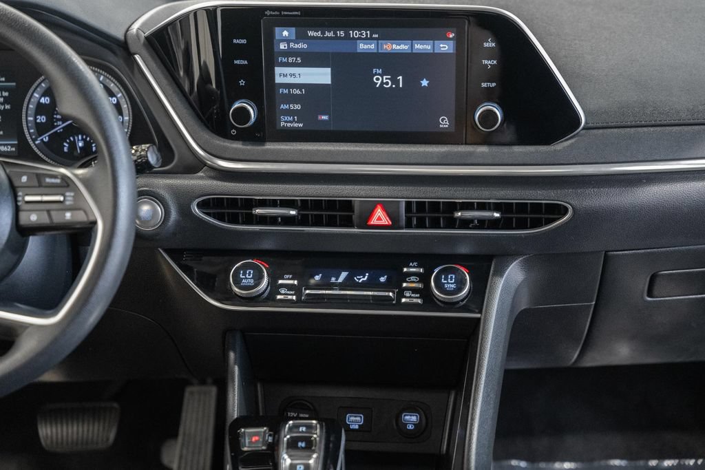 Used 2022 Hyundai Sonata SEL FWD image 17