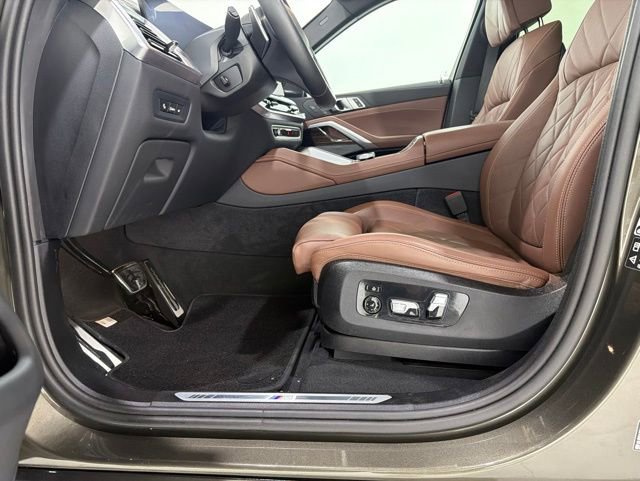 Certified 2024 BMW X6 xDrive40i w/ Executive Package AWD/4WD image 11