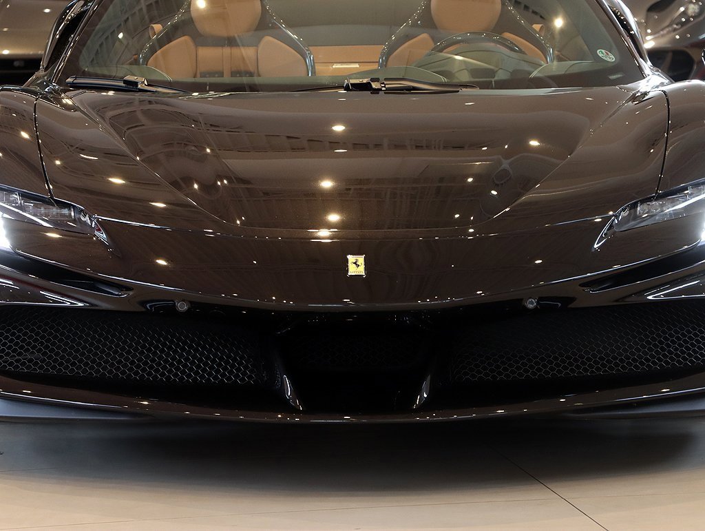 Certified 2022 Ferrari SF90 Spider image 25