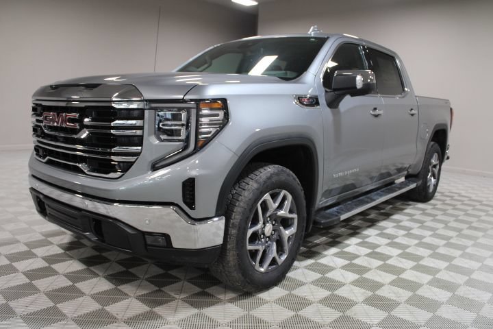 New 2026 GMC Sierra 1500 SLT w/ SLT Premium Plus Package AWD/4WD image 8