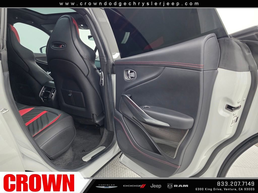 Used 2023 Aston Martin DBX 707 image 14