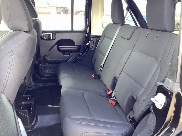 Used 2018 Jeep Wrangler Unlimited Sport S image 23