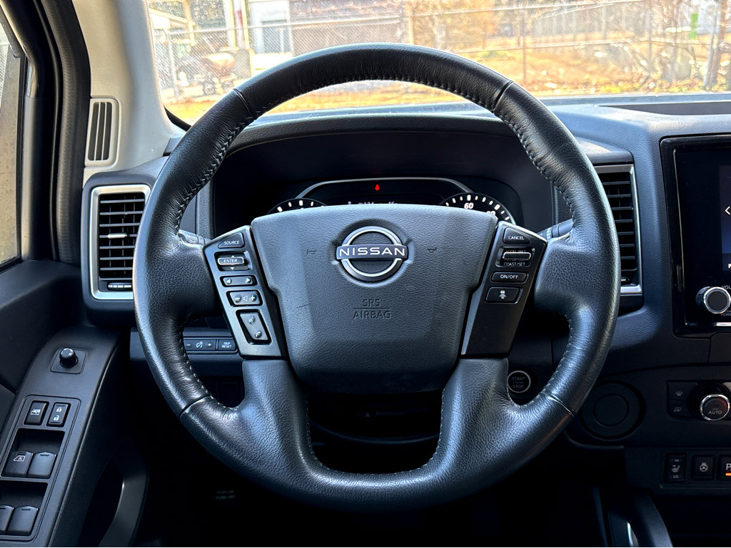 Used 2023 Nissan Frontier SV w/ SV Convenience Package image 14