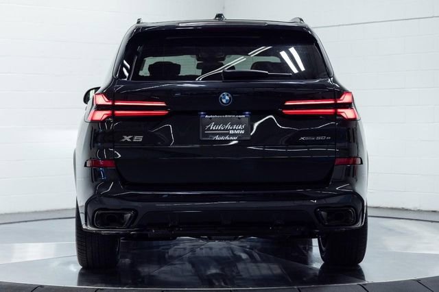 New 2026 BMW X5 xDrive50e image 10