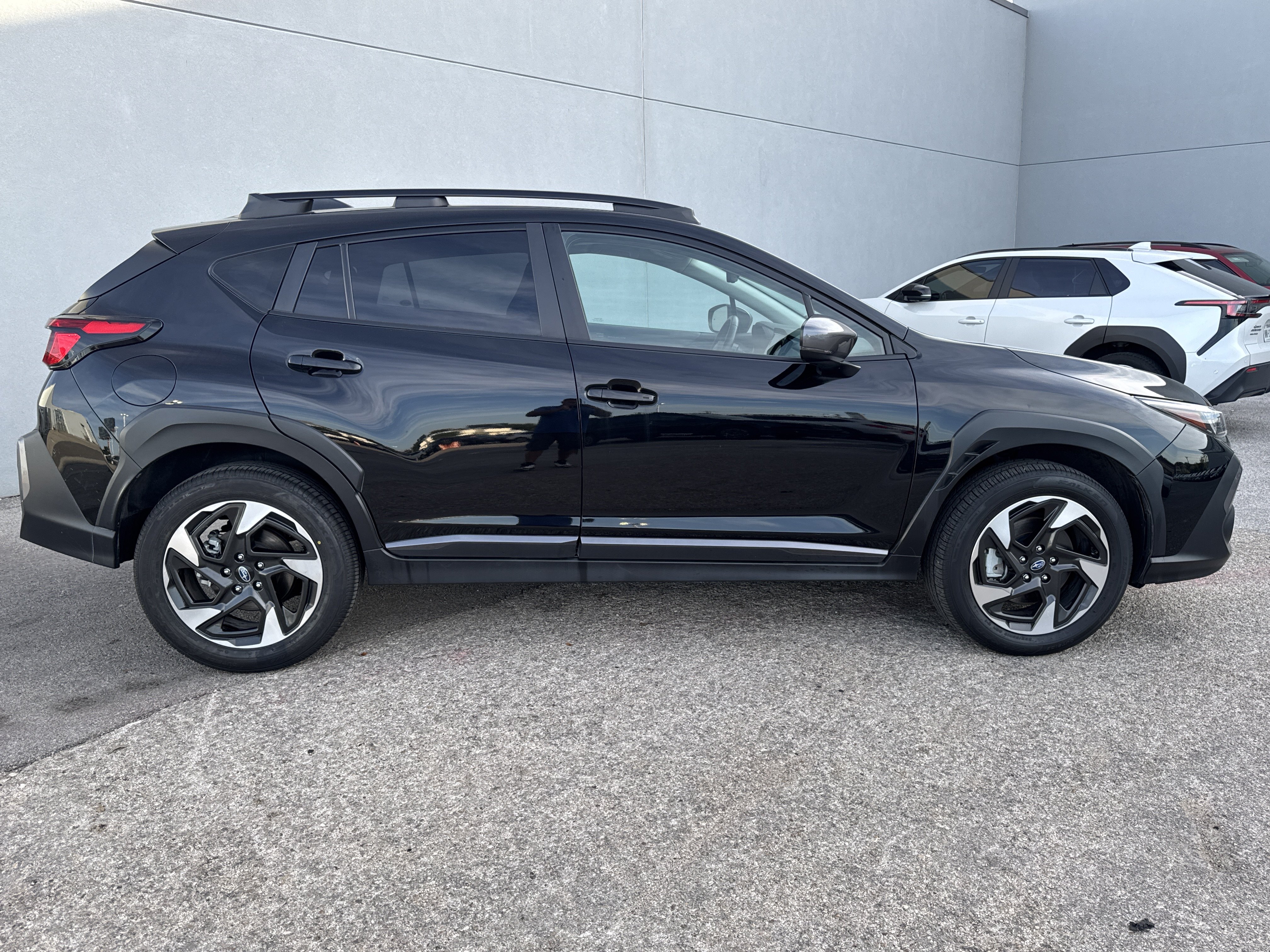 Certified 2024 Subaru Crosstrek 2.5i Limited w/ Crosstrek Mirror Package AWD/4WD image 2