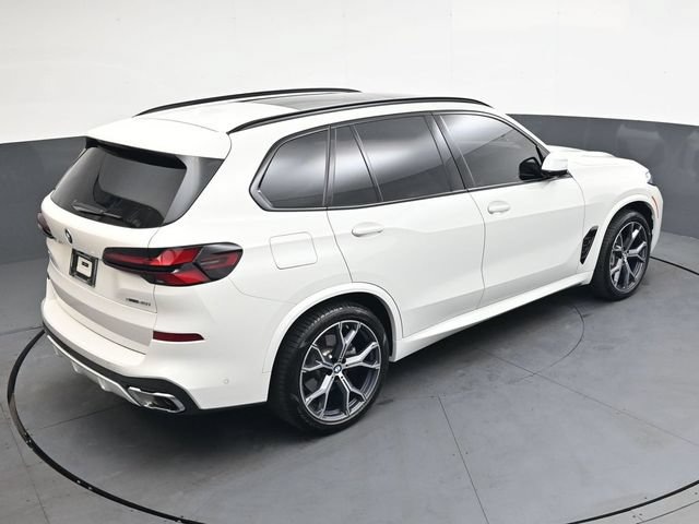 Used 2025 BMW X5 xDrive40i w/ M Sport Package AWD/4WD image 30