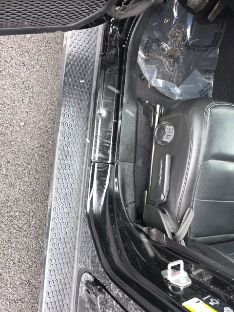 Used 2020 Jeep Wrangler Unlimited Sahara image 3