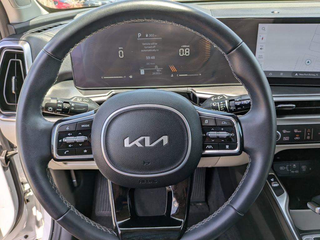 Certified 2024 Kia Sorento EX w/ Panoramic Sunroof Package FWD image 31