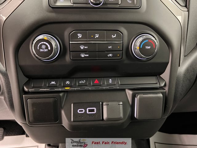 New 2026 Chevrolet Silverado 1500 Custom w/ Turbomax Blackout Package AWD/4WD image 47