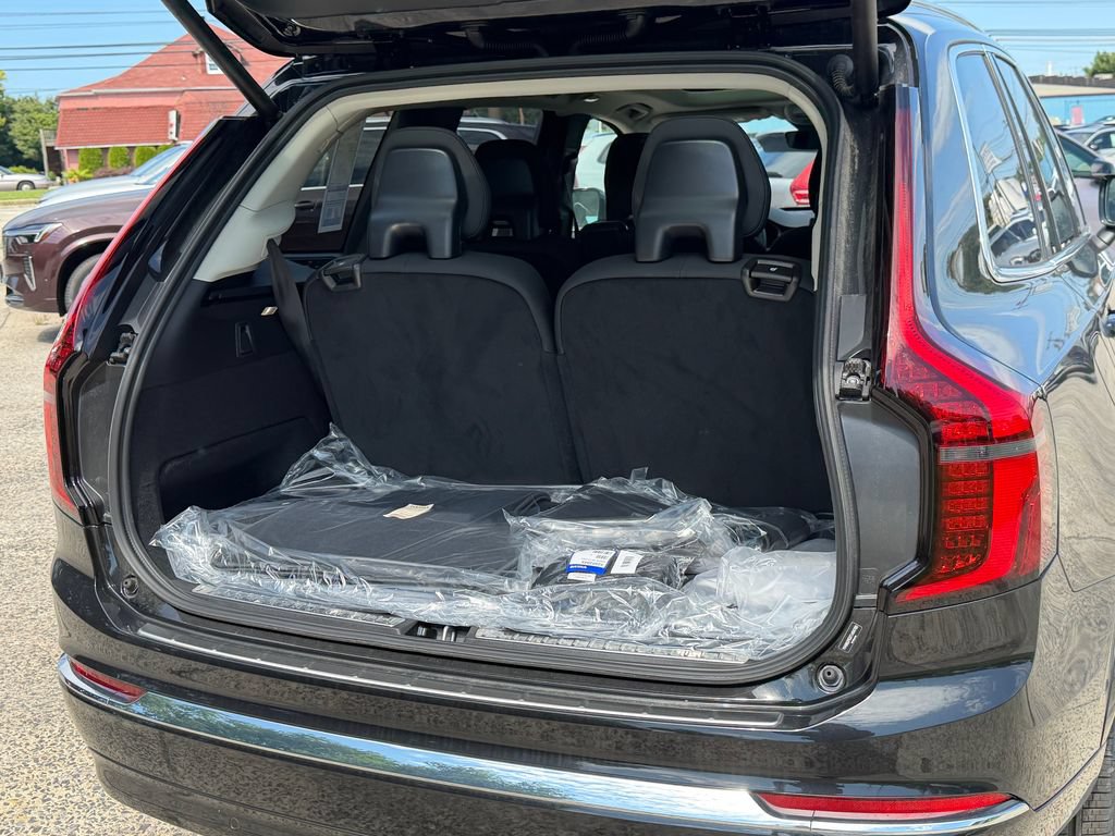 New 2026 Volvo XC90 B6 Plus w/ Protection Package Premier AWD/4WD image 14