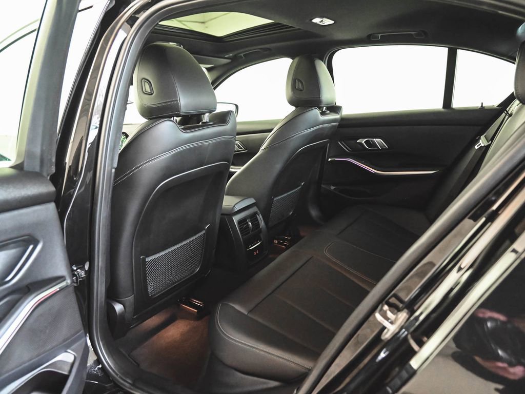 Used 2022 BMW 330e xDrive image 34