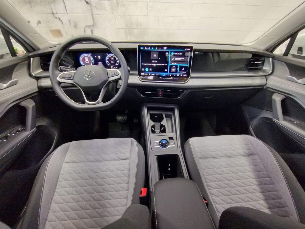 New 2025 Volkswagen Tiguan S image 33
