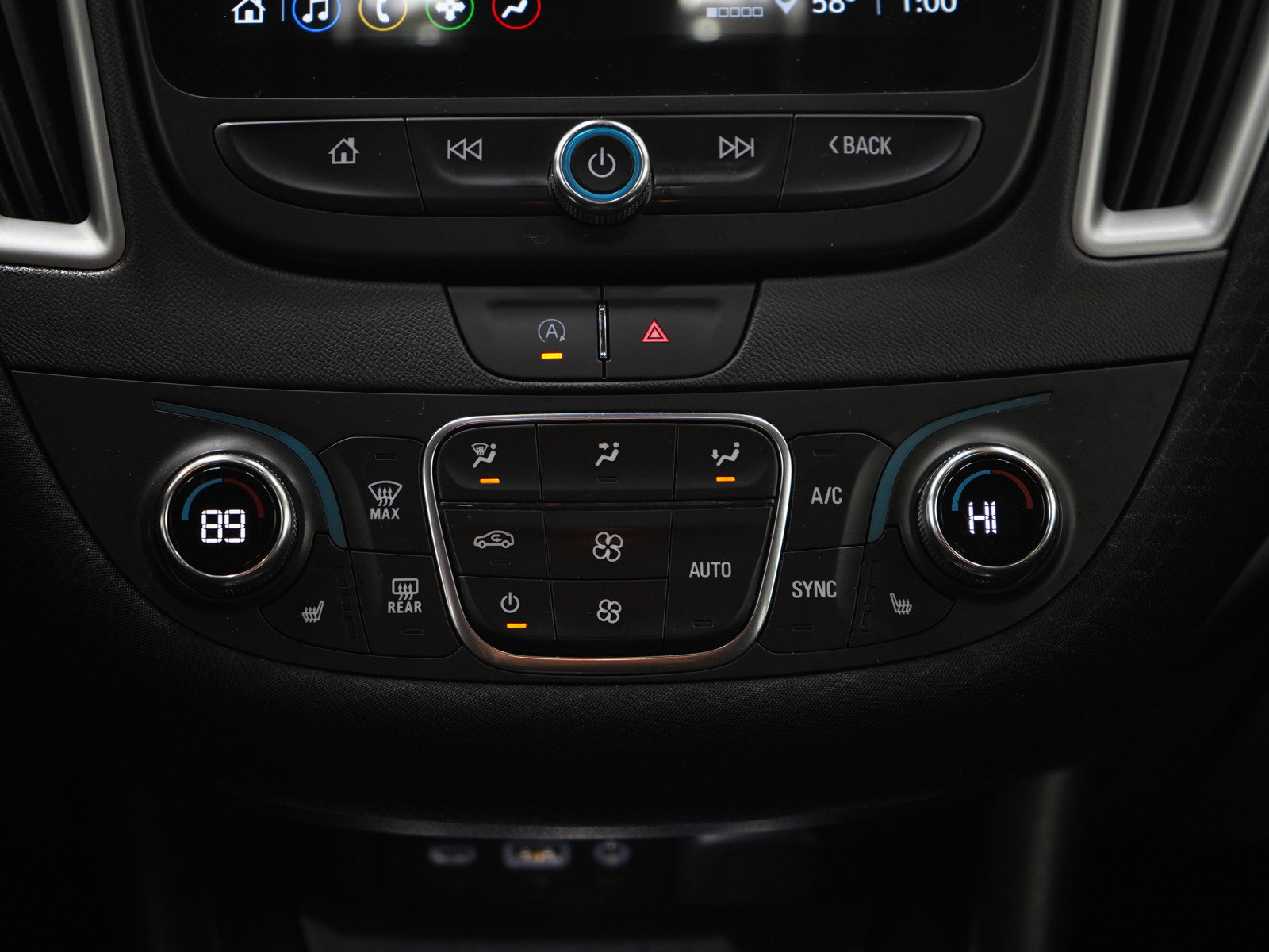 Used 2024 Chevrolet Malibu LT FWD image 17
