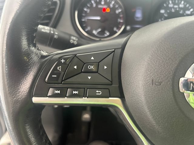 Used 2017 Nissan Rogue Sport SV w/ SV Premium Package AWD/4WD image 9