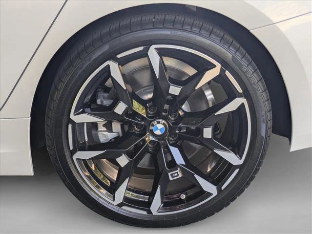 Used 2025 BMW 330i xDrive Sedan AWD/4WD image 23