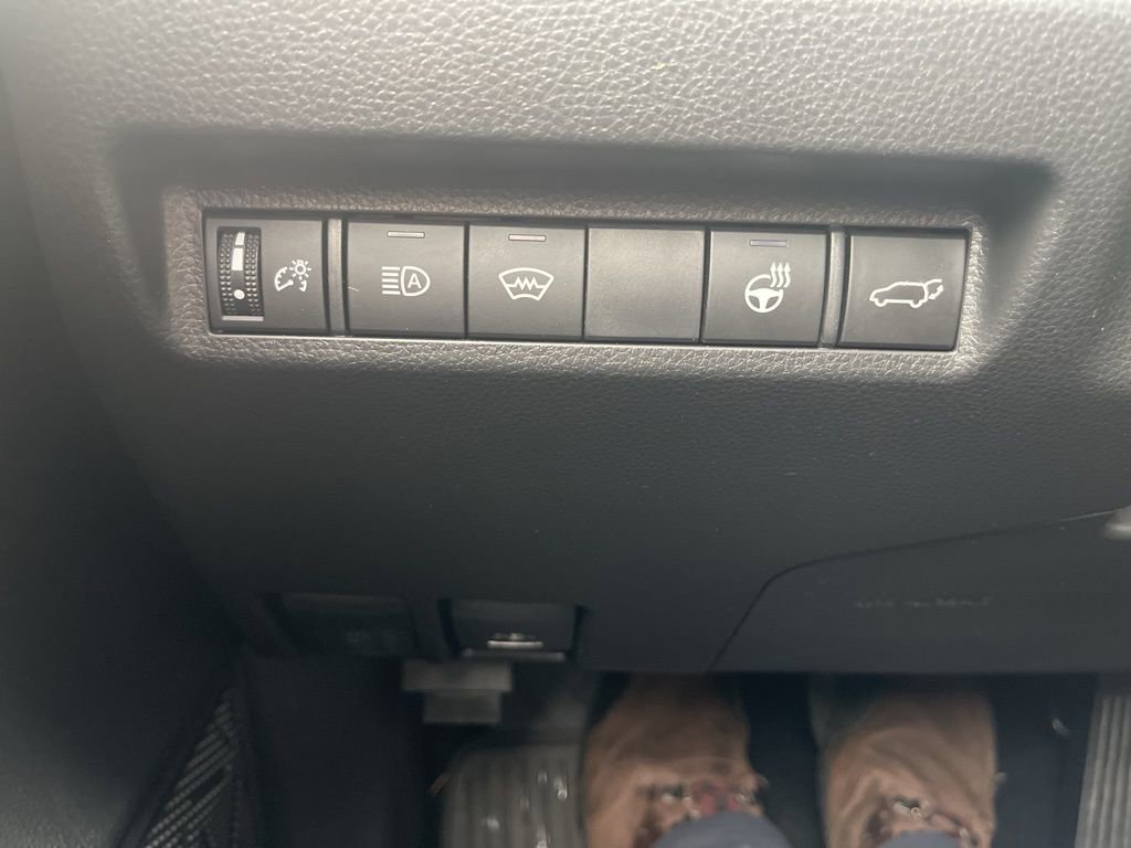 Used 2025 Toyota RAV4 XLE Premium w/ Weather Package image 32