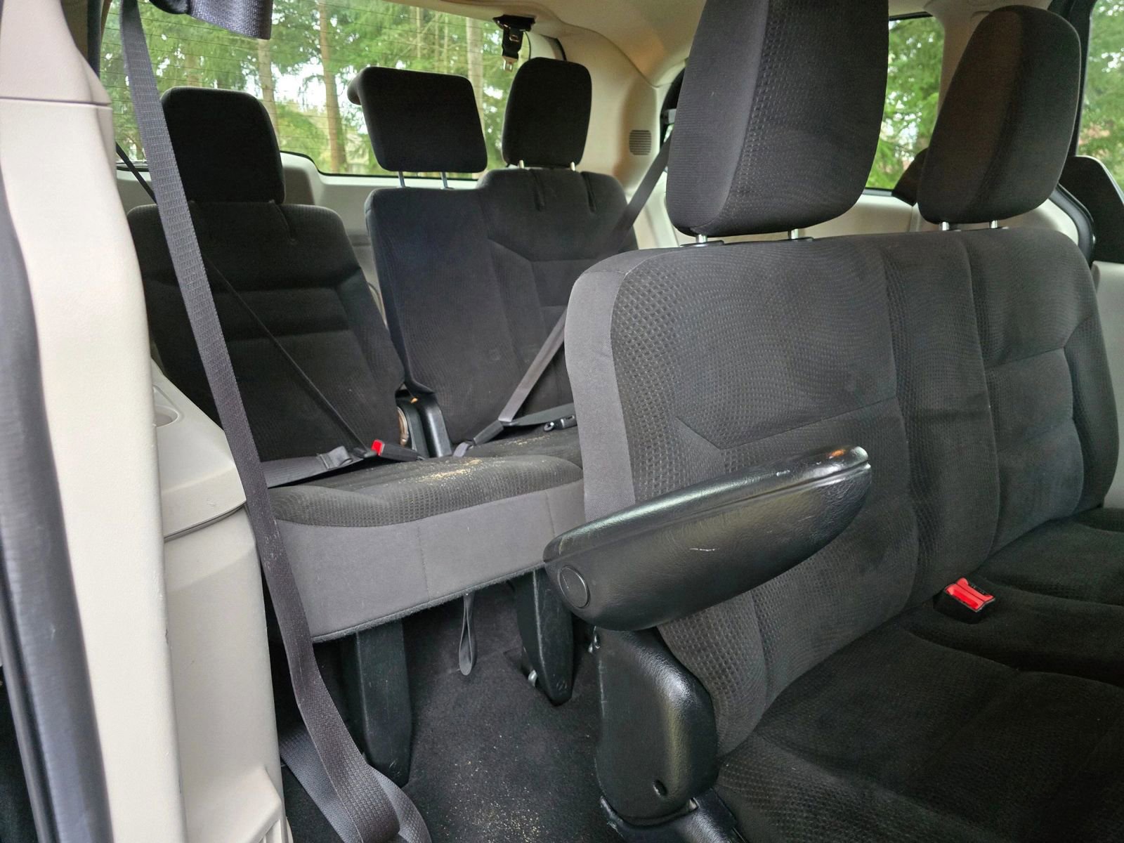 Used 2018 Dodge Grand Caravan SE image 15