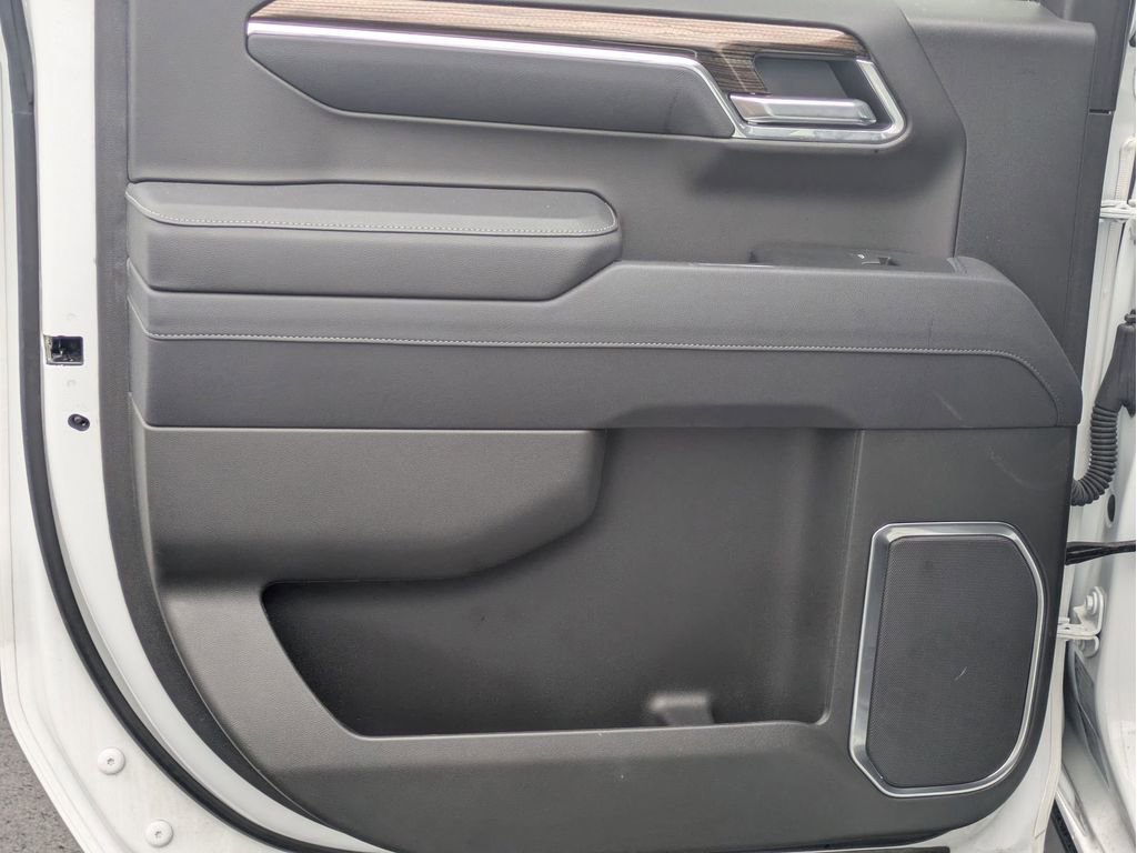 Certified 2025 Chevrolet Silverado 1500 LT w/ Safety Package image 14